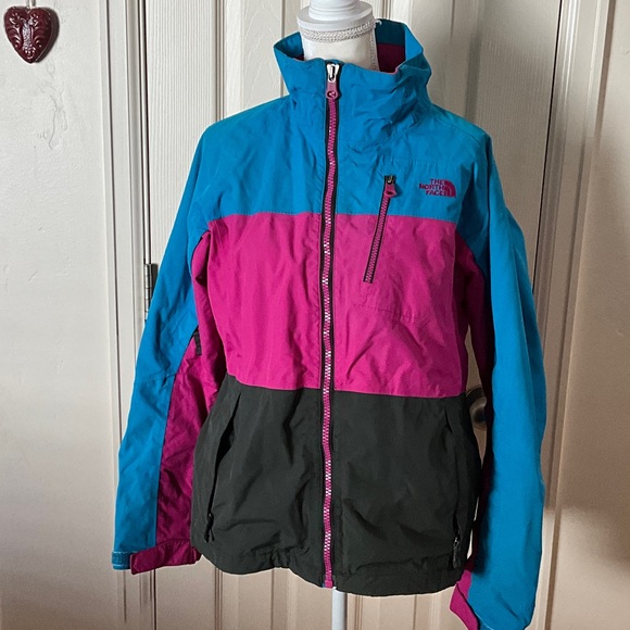 The NorthFace winter jacket - Picture 1 of 11